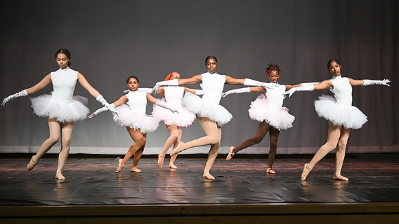NewtownDance02548
