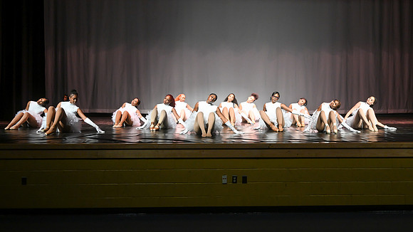 NewtownDance02602