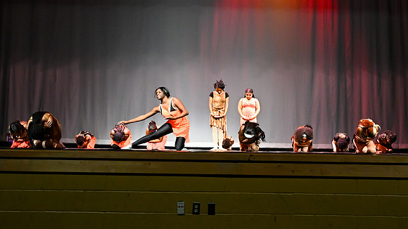 NewtownDance02677