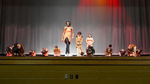 NewtownDance02687