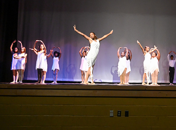 NewtownDance02724