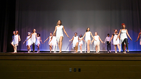 NewtownDance02732