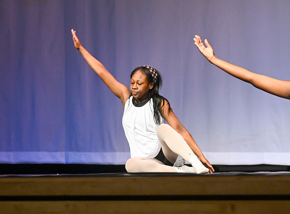 NewtownDance02795