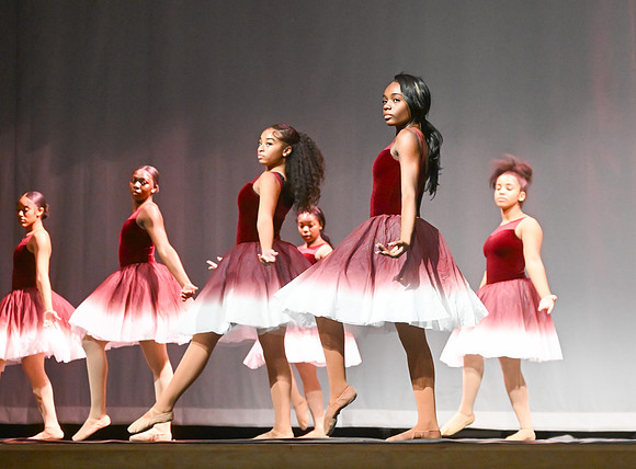 NewtownDance02834
