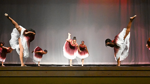NewtownDance02927