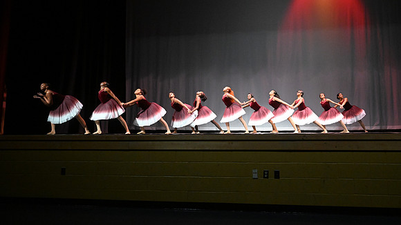 NewtownDance02976