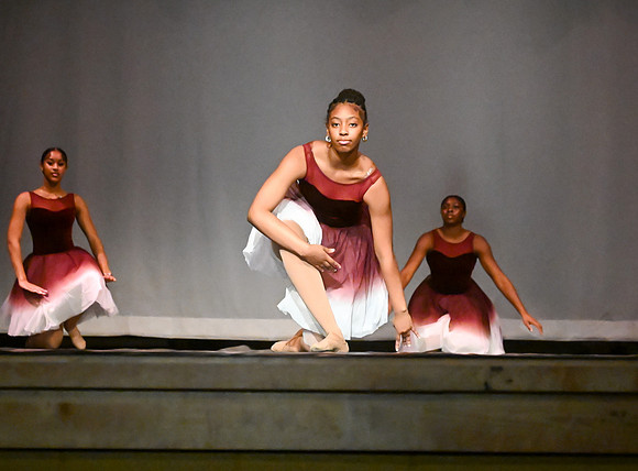 NewtownDance02963