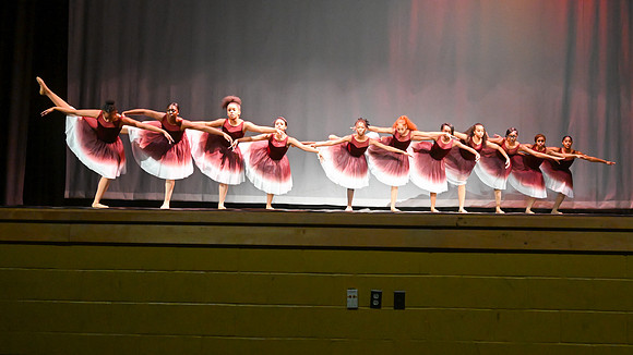 NewtownDance02990