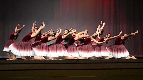 NewtownDance03026