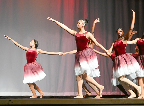NewtownDance03011