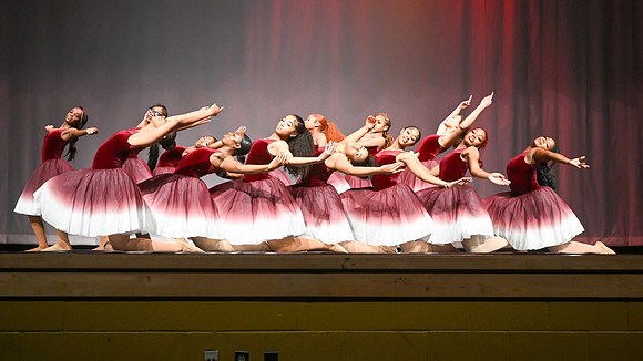 NewtownDance03030