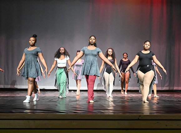 NewtownDance03069