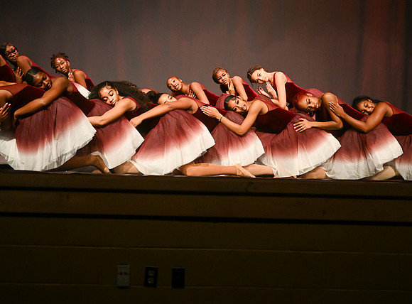 NewtownDance03049