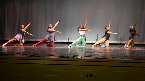 NewtownDance03099