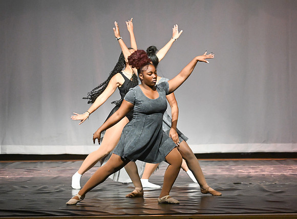 NewtownDance03127