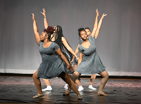 NewtownDance03122