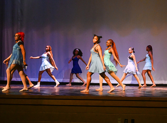 NewtownDance03236