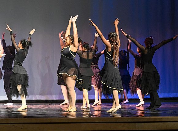 NewtownDance03246