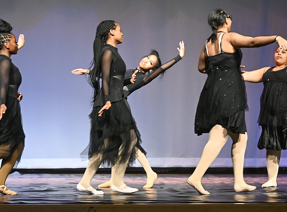 NewtownDance03308