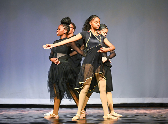 NewtownDance03405
