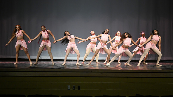 NewtownDance03450