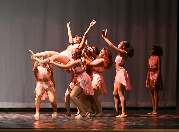 NewtownDance03488