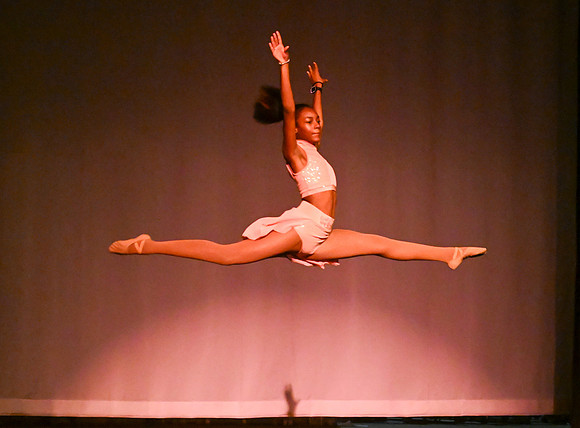 NewtownDance03532