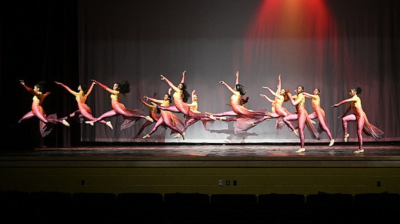 NewtownDance03586