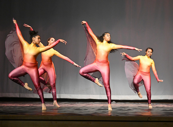 NewtownDance03651