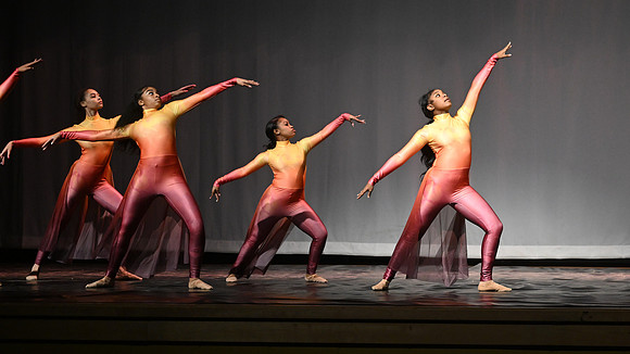 NewtownDance03675