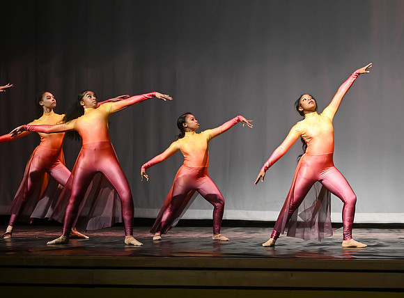 NewtownDance03673