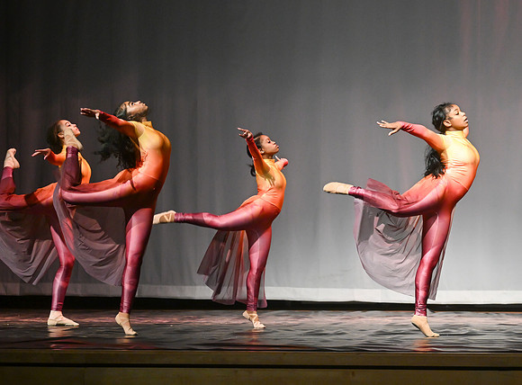 NewtownDance03684