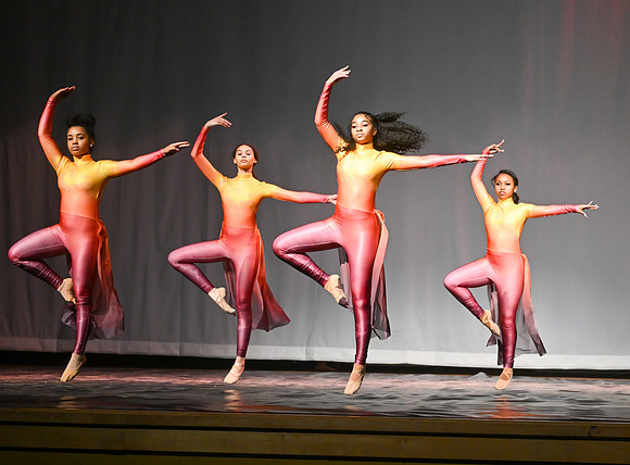 NewtownDance03706