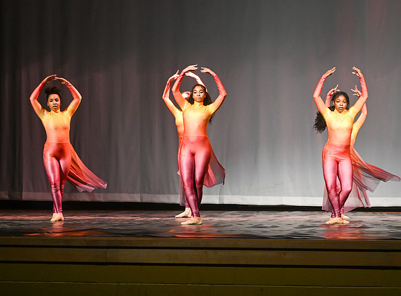 NewtownDance03738