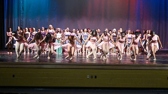 NewtownDance03890