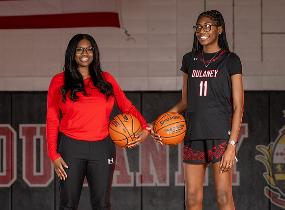 DulaneyWBB-00793