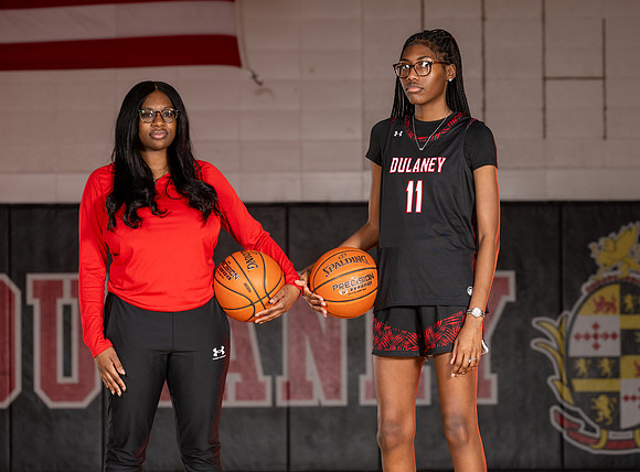 DulaneyWBB-00795