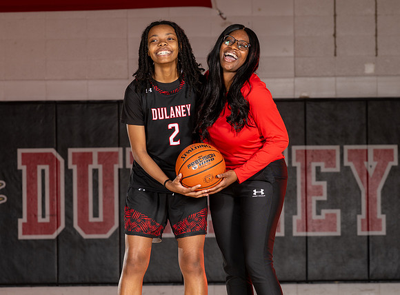 DulaneyWBB-00807
