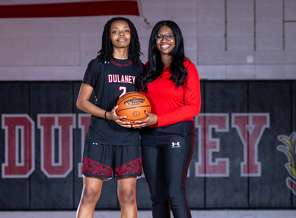 DulaneyWBB-00805