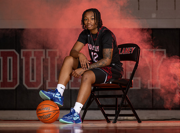 DulaneyWBB-00744