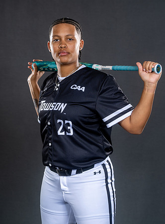 TowsonBBall-00526