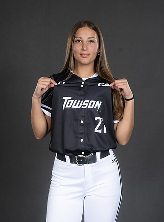 TowsonBBall-00544