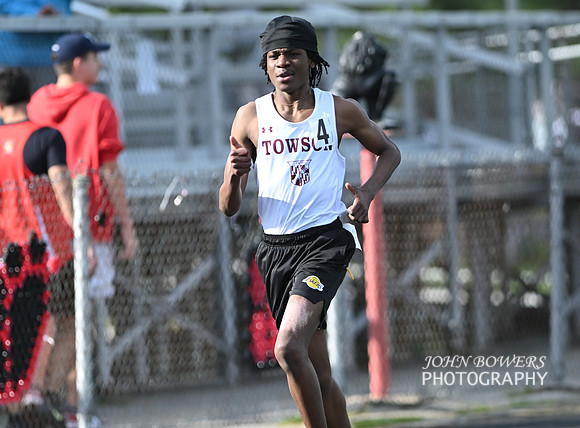 Track4-22-01493