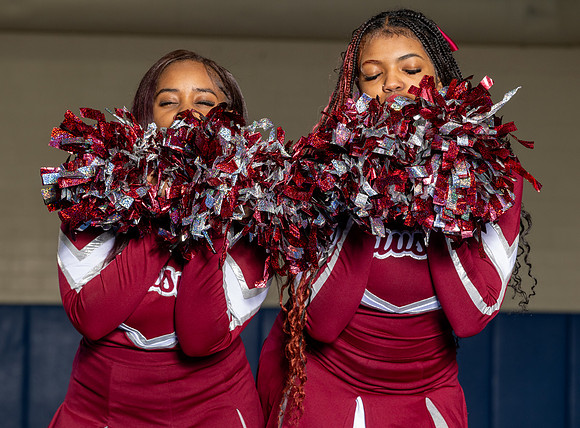 TowsonCheer01754