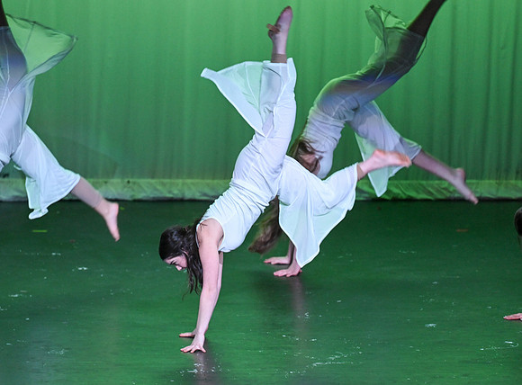 1Love-01206