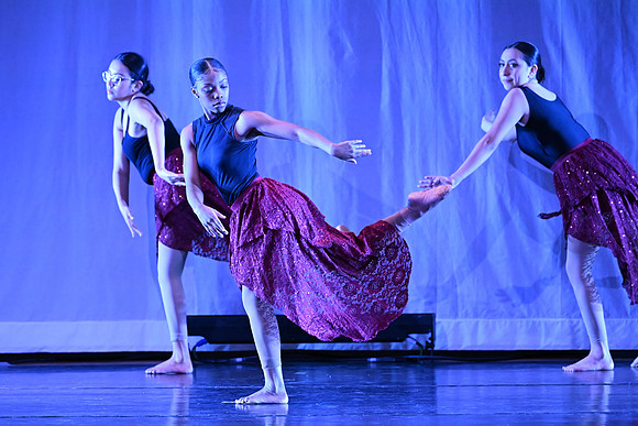OMHSDance00035