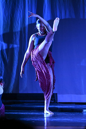 OMHSDance00109