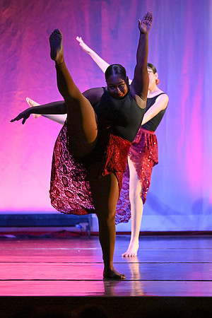 OMHSDance00306