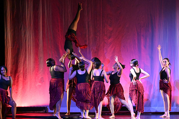 OMHSDance00332