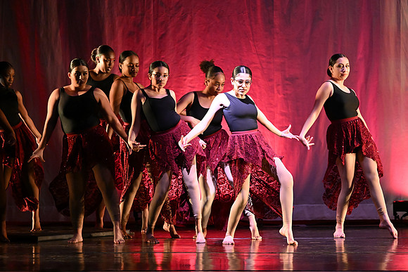 OMHSDance00350